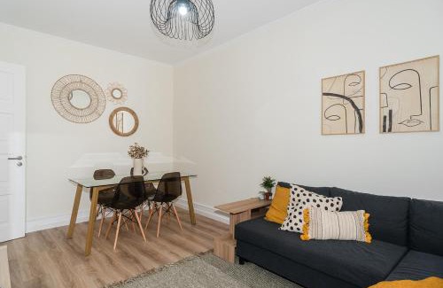 Mina Apartment | The Family Nest Amadora T4