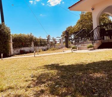 Avdira House | The Family Villa