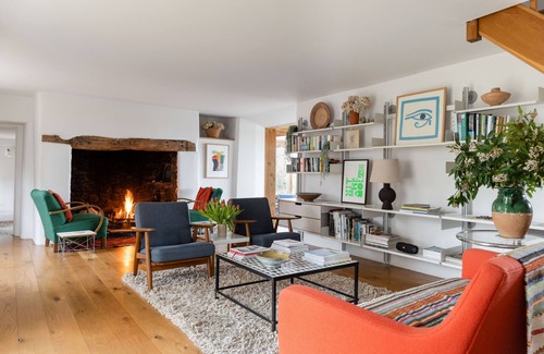 Holsworthy House | The Farmhouse - sleeps 8 guests in 4 bedrooms