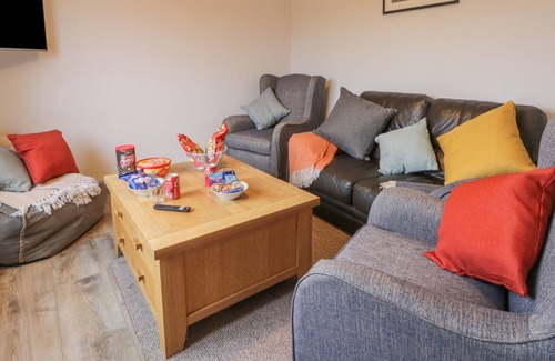 Scalby House | THE FIRS, pet friendly, character holiday cottage in Scalby