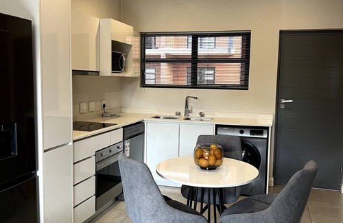 Greater Johannesburg Metropolitan Area Apartment | The Fitz Apartment