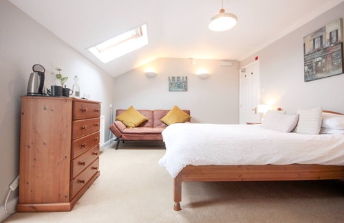 Horton Hotel | The Five Dials Inn