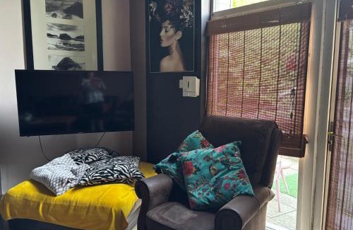 Kilkenny House | The Folly Self Catering Sleeps 28 7 bedrooms