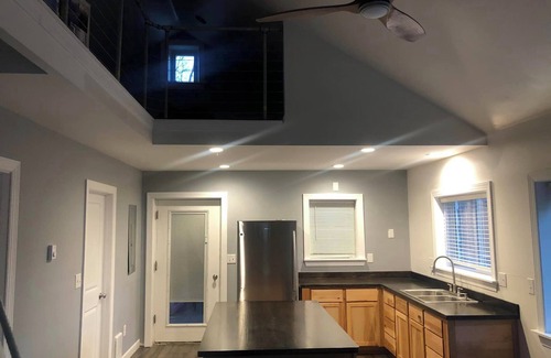 Sharpsburg Cottage | The Fox's Den at Burr Oak Lake