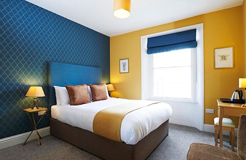 Holworth Hotel | The Frampton Arms