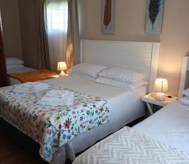 George Apartment | The Frangipani Self-catering Accommodation