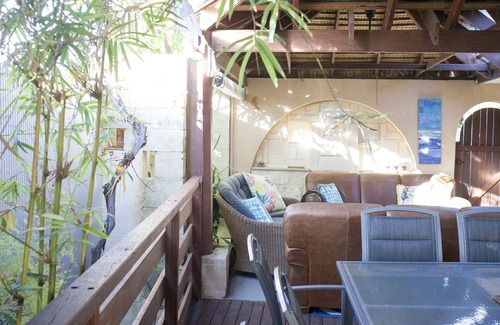 Fremantle House | The Fremantle House - longer stays, WiFi, Netflix, full aircon, private garden