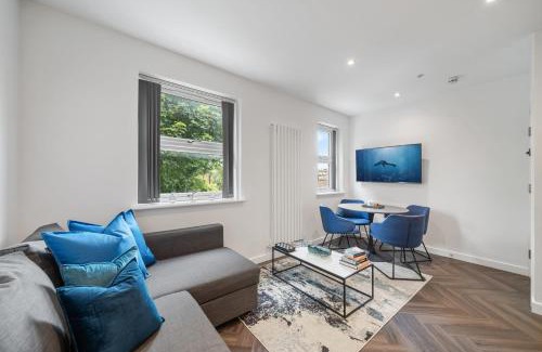 Fulham Apartment | The Fulham Gem !
