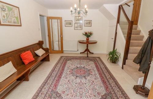 Stroud House | The Gables