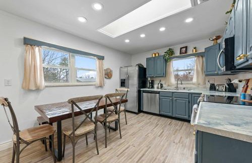 Royal Manor House | The Gahanna Getaway