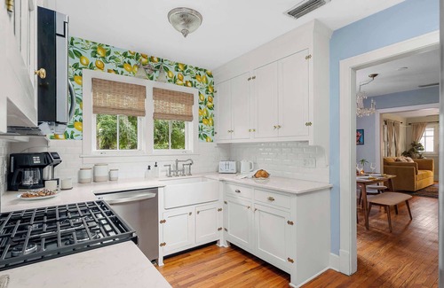Duckpond House | The Gallery at Duckpond - 1930s Historic Charm