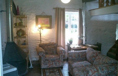 Machynlleth Cottage | The Gallery