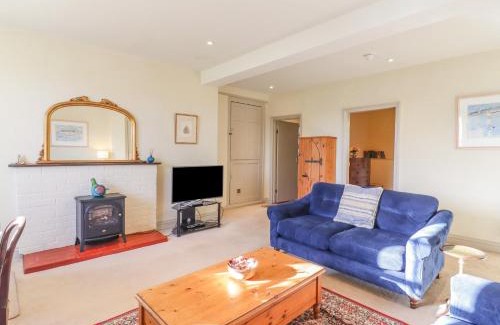 Hadleigh Apartment | The Garden Flat at Holbecks House