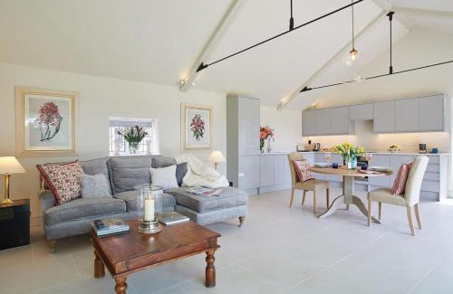 Banningham House | The Garden House - Luxurious bolthole near coast