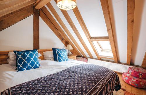 Eaton Mascott House | the garden room