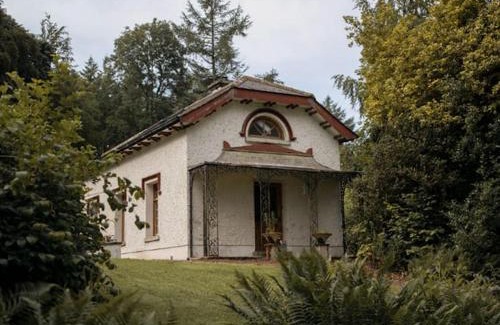 Scotshouse House | The Gatelodge, Hilton Park
