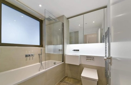 Tower Hill Apartment | The Gatsby Shoreditch Apartment