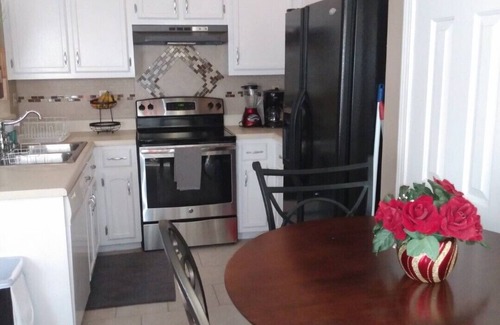 Bartlett House | The GETAWAY HOME for Memphis