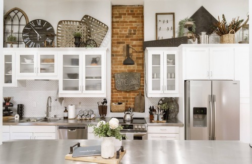 Kaufman Condo | The Getaway on Kaufman Square