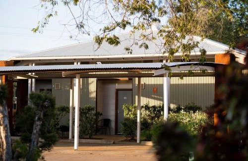 Cloncurry Hotel | The Gidgee Inn