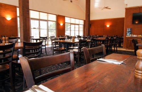 Cloncurry Hotel | The Gidgee Inn