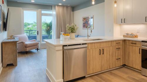 12 South House | The Gilmore, an AvantStay Hotel