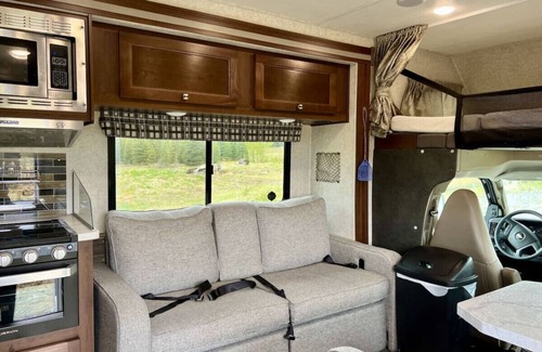 Sterling House | The "Glamper" at Red-Bow