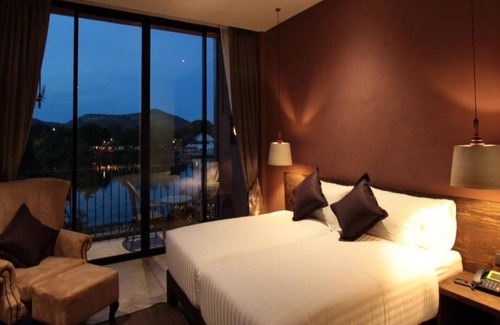 Kanchanaburi Hotel | The Glory River Kwai Hotel