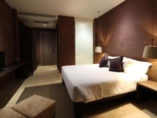 Kanchanaburi Hotel | The Glory River Kwai Hotel