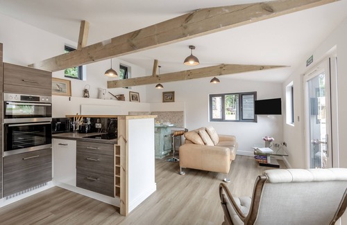 Maidstone House | The Goat Shed - West Farleigh