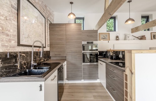 Maidstone House | The Goat Shed - West Farleigh