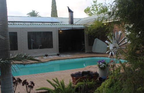 Lutzville Bed & Breakfast | The Golden Grape B&B