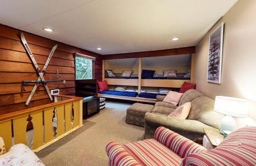 Bridgton House | The Good Knight