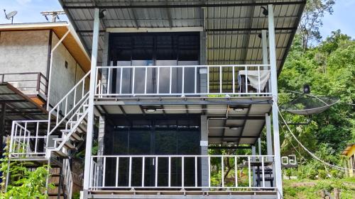 Tha Kradan Resort | The Good View Erawan Resort