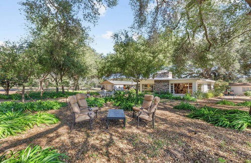 Fallbrook Cottage | The Gourd House Cottage at The Heritage Fallbrook