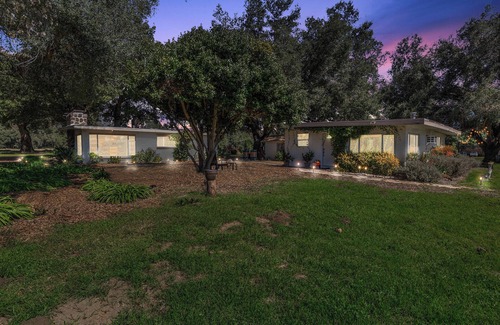 Fallbrook Cottage | The Gourd House Cottage at The Heritage Fallbrook