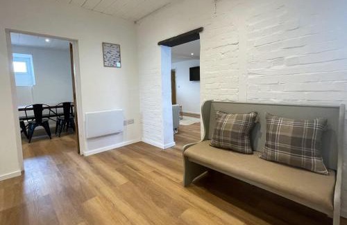 Cardigan House | The Granary, Cilbronnau Farm, Cardigan