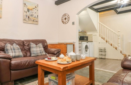 Saint Breward Cottage | THE GRANARY, pet friendly, character holiday cottage in St Tudy