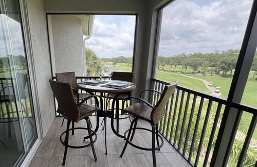 Naples Condo | The greatest view in Heritage Bay and top Floor!
