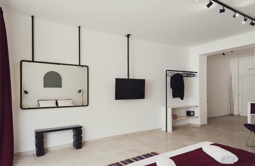 Kavos Apartment | The Greco Suites