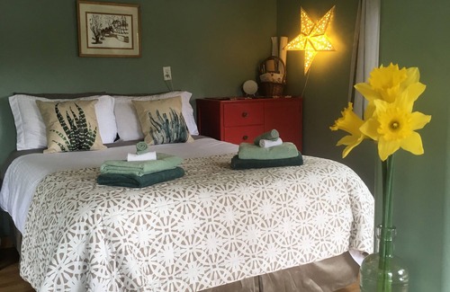 Halibut Cove Cabin | The Green Cabin