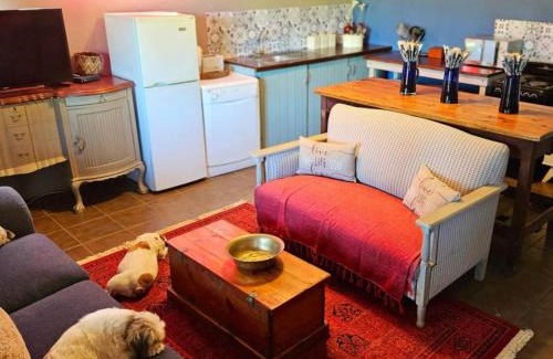 Colchester Apartment | The Green Tree Cottages