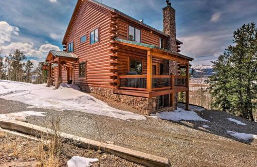 Michigan Hill House | The Greisen Highlands Lodge Home with Amazing Views & Hot Tub