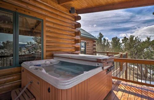 Michigan Hill House | The Greisen Highlands Lodge Home with Amazing Views & Hot Tub