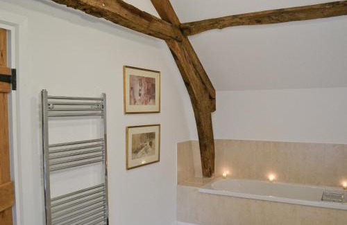 Putley House | The Grooms Cottage