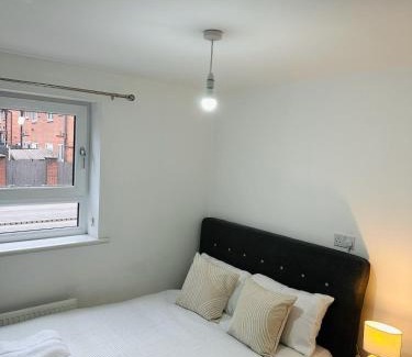 Salford Apartment | The Grounded Pearl