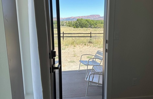Hatch House | The Grove - Secluded Tree Grove Stay, Red Mountain Views, Hot Tub, Zion & Bryce