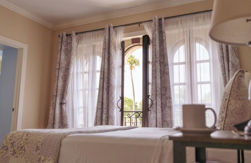 New Port Richey Hotel | The Hacienda