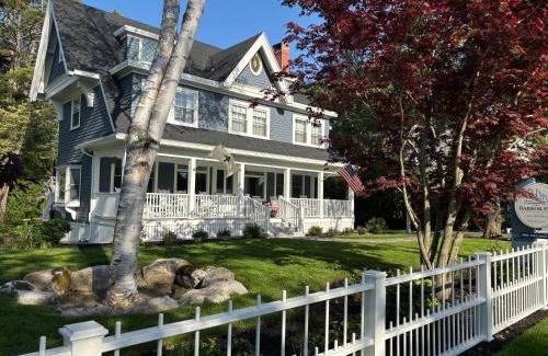 Kennebunkport Hotel | The Harbor Inn