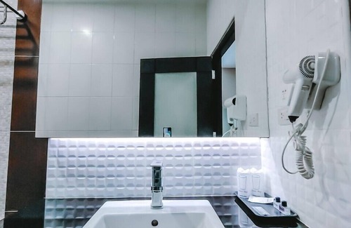 Talat Hotel | the harbour front hotel